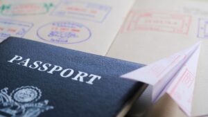 Dual Citizenship: Benefits, Facts, and Global Opportunities 2 Dual Citizenship: Benefits, Facts, and Global Opportunities